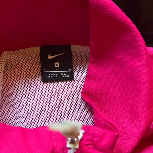 Authentic Nike Jacket - Picture 3 of 15